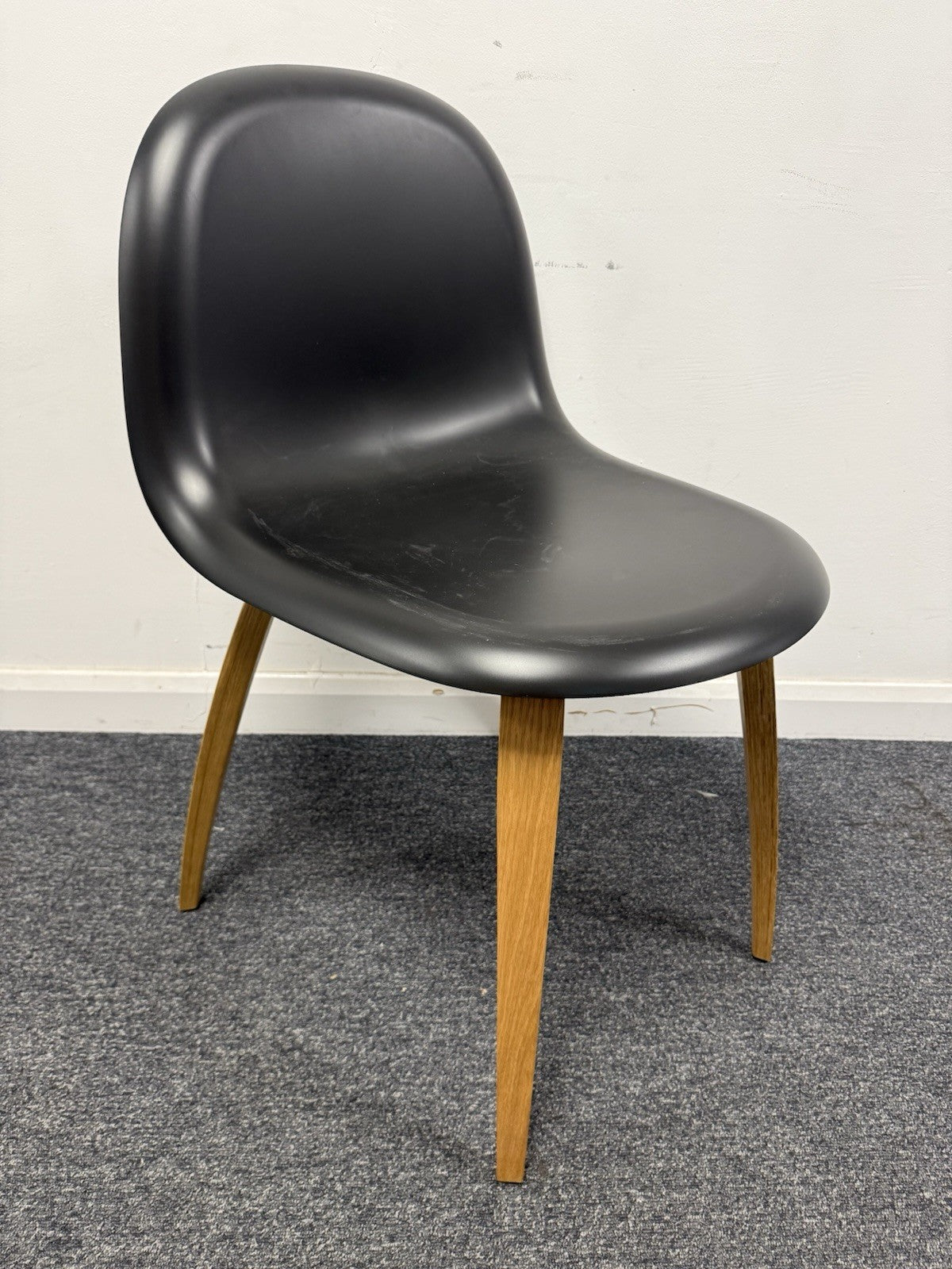 Gubi 3d Dining Chair Set of 6 Dining Chairs with Wooden Legs Cancelled Order