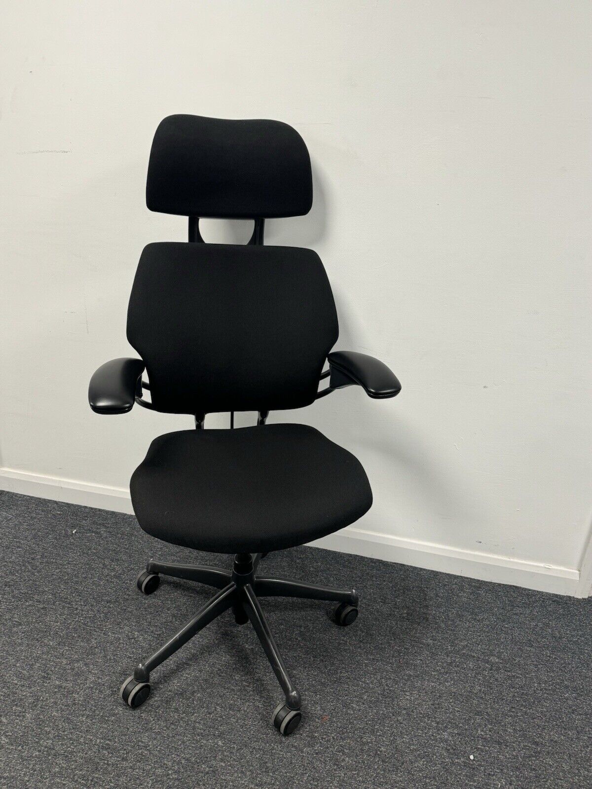 Humanscale Freedom High Back Executive Ergonomic Task Chair with headrest