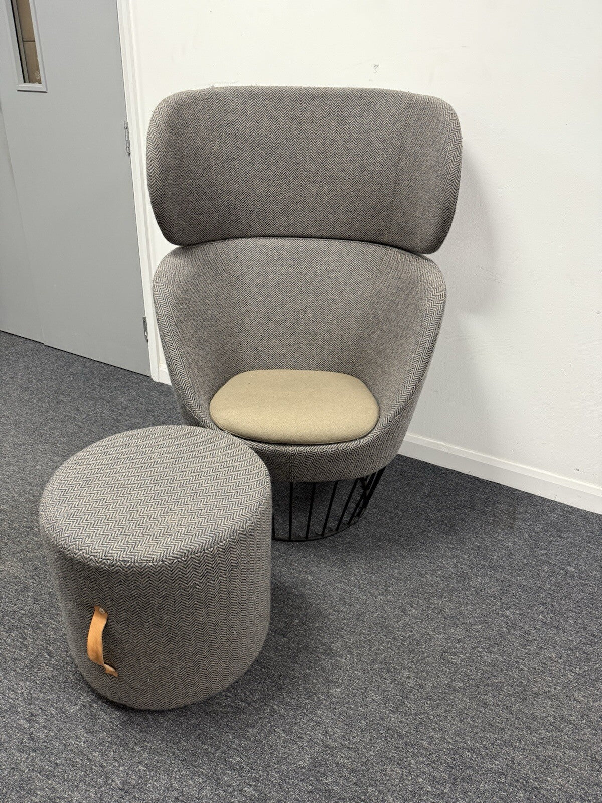 ConnectionSDX High Dixi Club High Back Cage Lounge chair