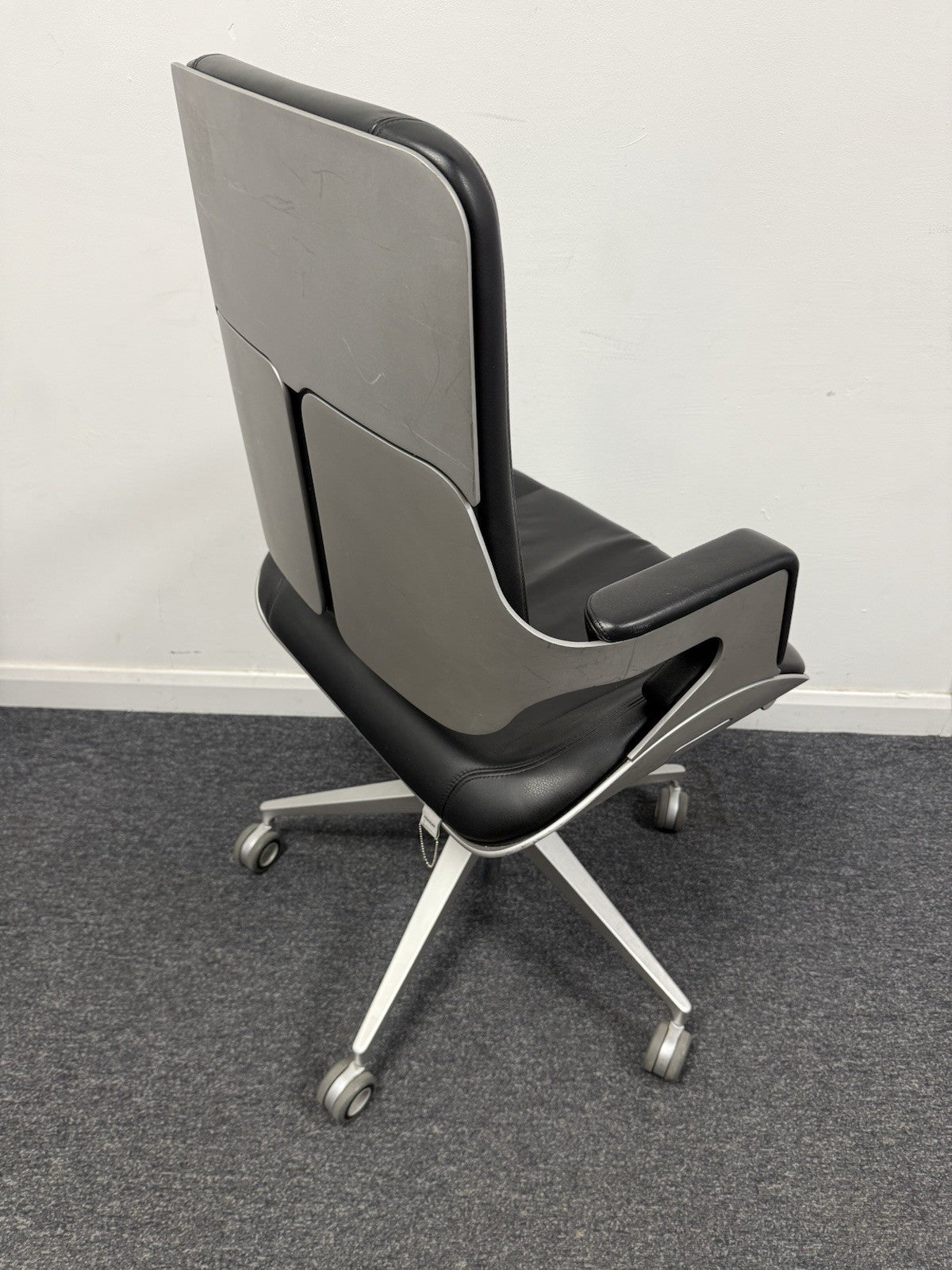 Interstuhl Silver 262S Chair