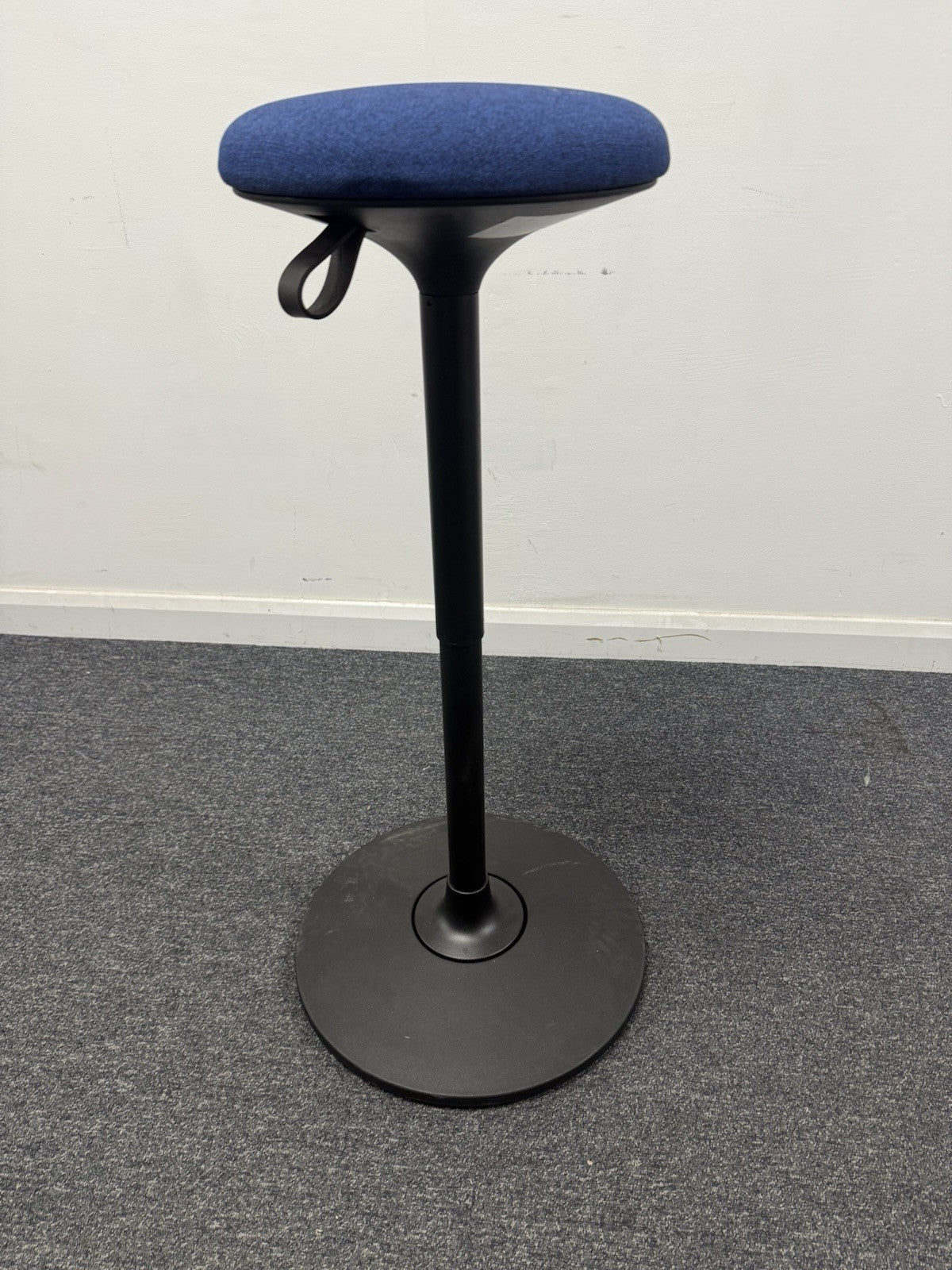 Viasit Cloonch Standing Seat