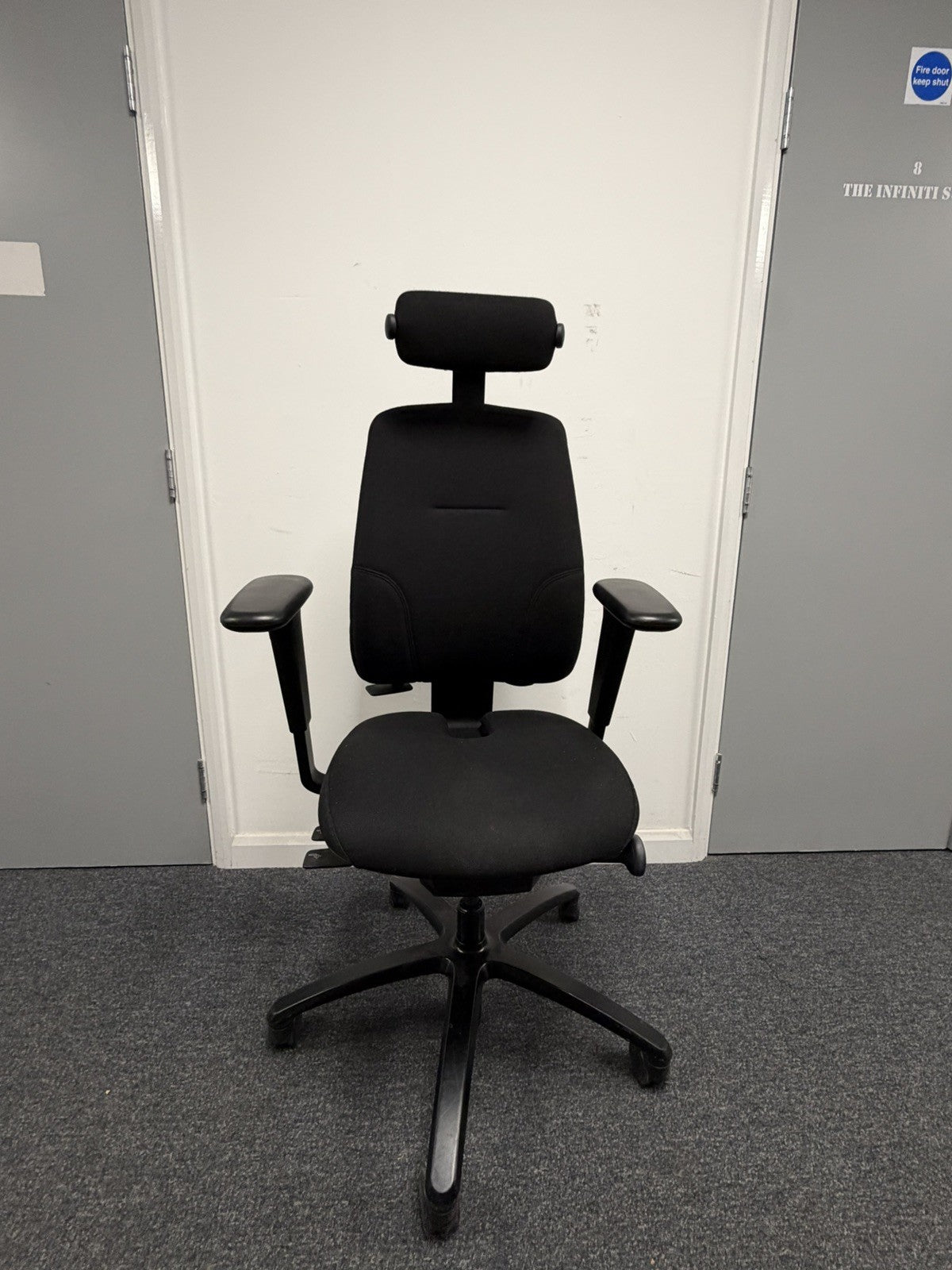 RH Logic 200 Ergonomic Office Chair with Coccyx – Premium Comfort | RRP £1000+