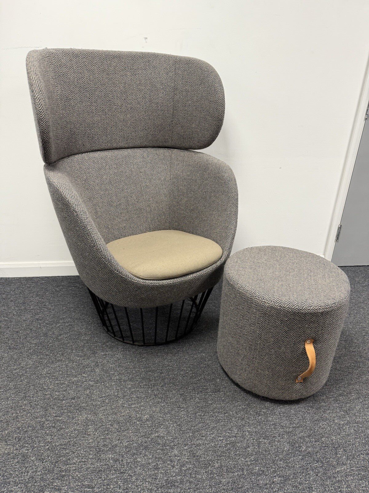 ConnectionSDX High Dixi Club High Back Cage Lounge chair