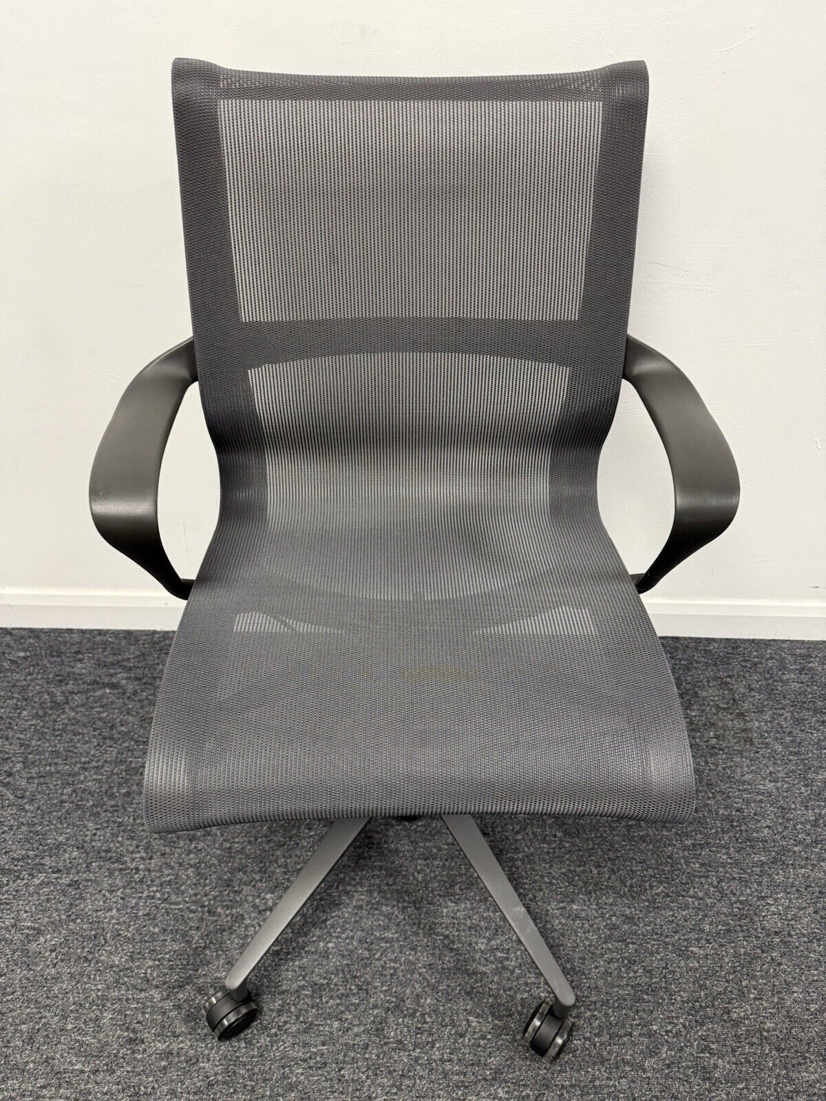 Herman Miller Setu Executive Task Chair In Black