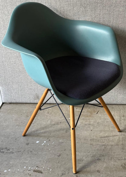 Vitra Eames DAW Armchair RE | Charles & Ray Eames Dining Chair | Wood Base