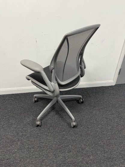 Humanscale Diffrient World Chair In Grey Mesh & Padded Seat