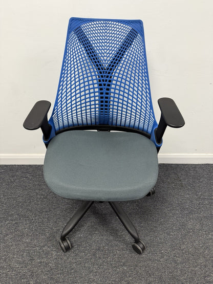 Herman Miller Sayl Office Chair Blue/White/Black Backs.