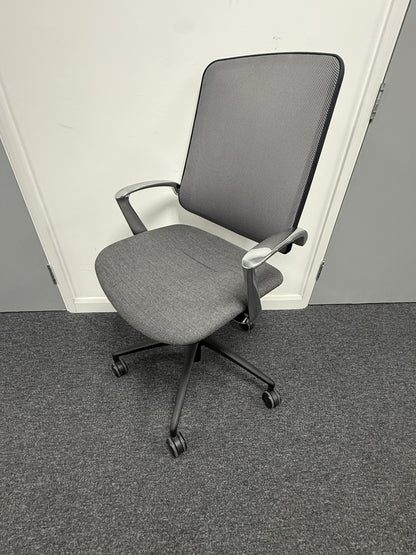 Boss Design Trinetic Dynamic Office Task Chair, Upholstered Seat Cancelled Order