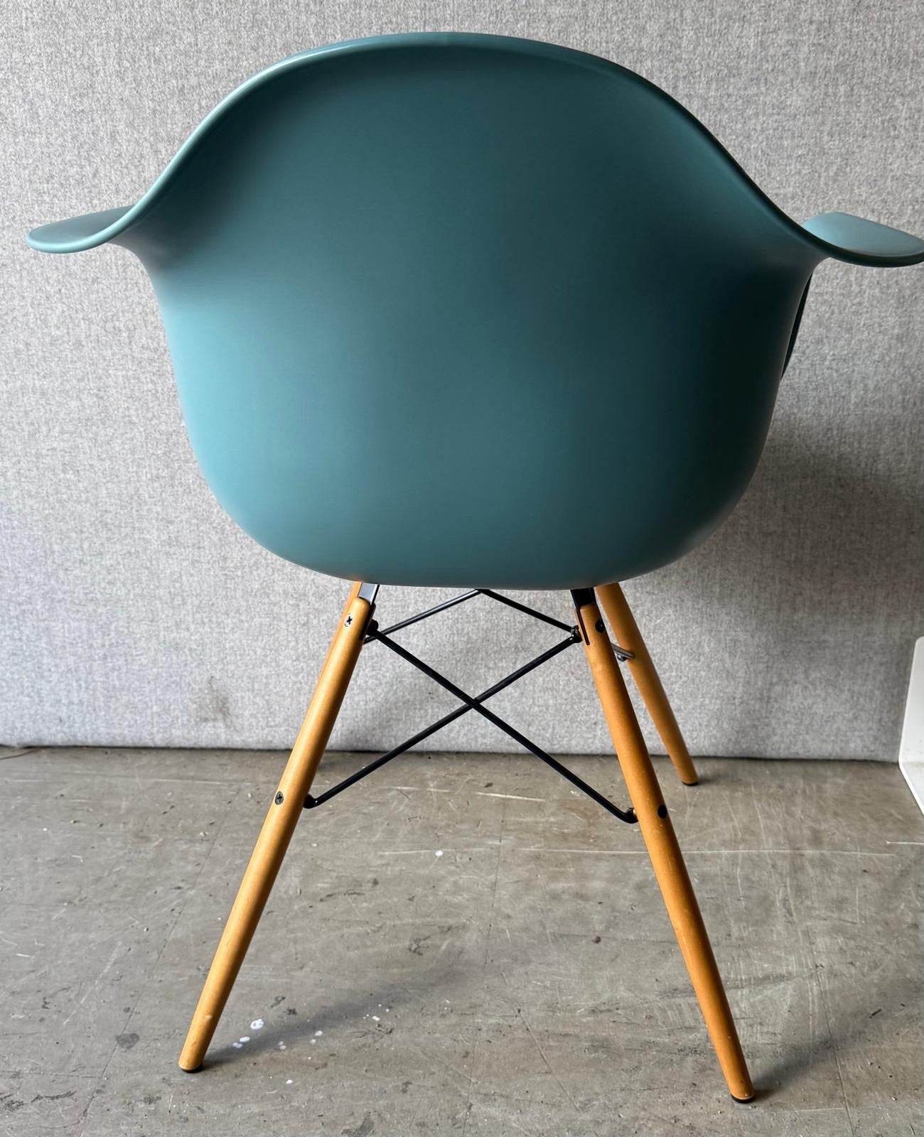 Vitra Eames DAW Armchair RE | Charles & Ray Eames Dining Chair | Wood Base