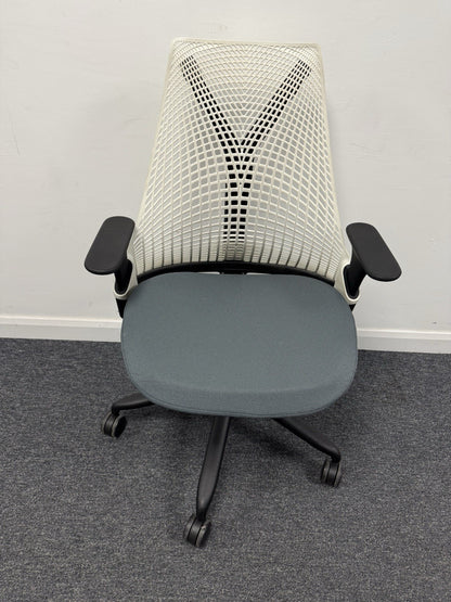 Herman Miller Sayl Office Chair Blue/White/Black Backs.