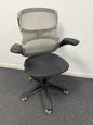 Knoll Generation Task Chair