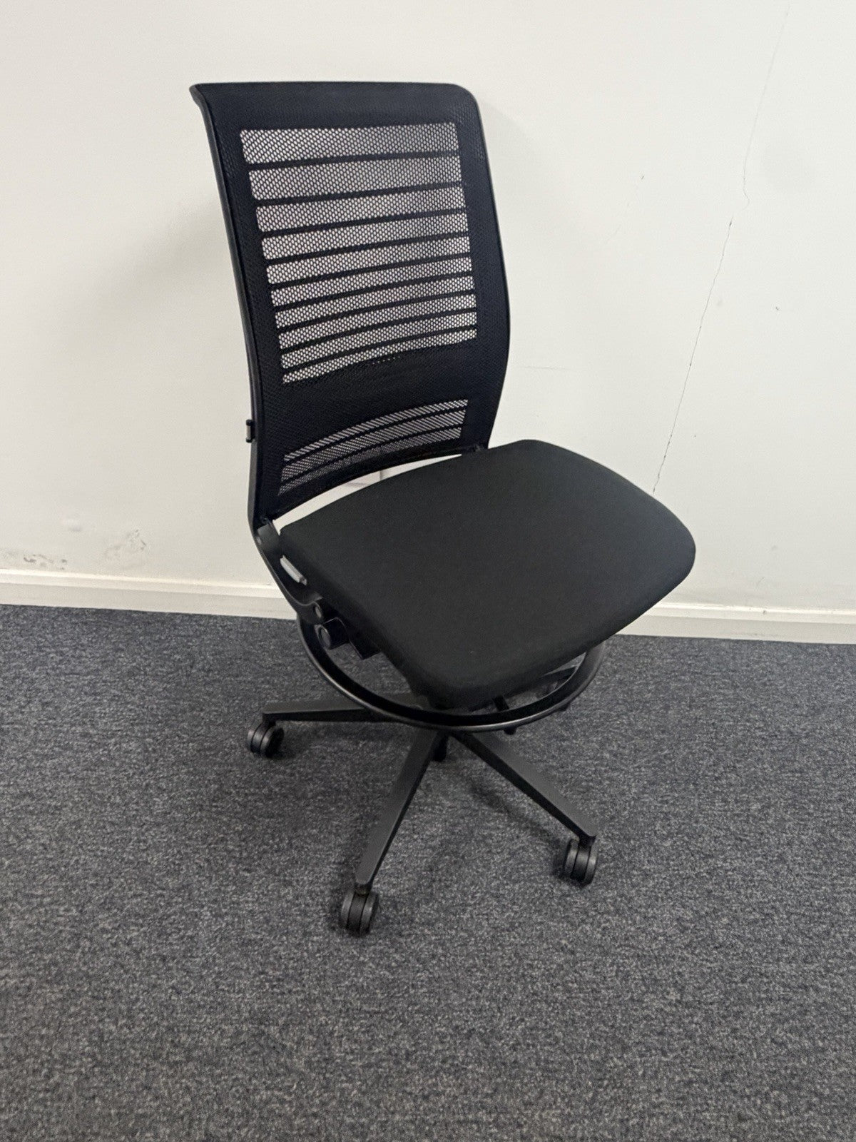Steelcase Think V2 Draughtsman Chair Black Mesh Ergonomic Office Laboratory VGC