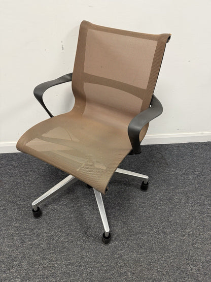 Herman Miller Setu Executive Task Chair in Hot Copper (Canyon)