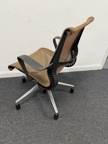 Herman Miller Setu Executive Task Chair in Hot Copper (Canyon)