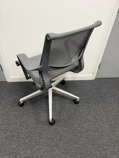 Herman Miller Setu Office Chair – Grey Mesh Ergonomic Design Excellent Condition