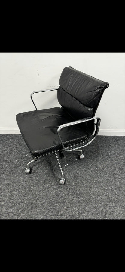 AUTHENTIC Vitra Charles Eames EA217 Soft Pad Chair BLACK LEATHER ICONIC