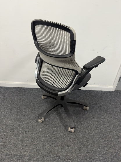 Knoll Generation Office Chair – Fully Adjustable Ergonomic Designer Chair
