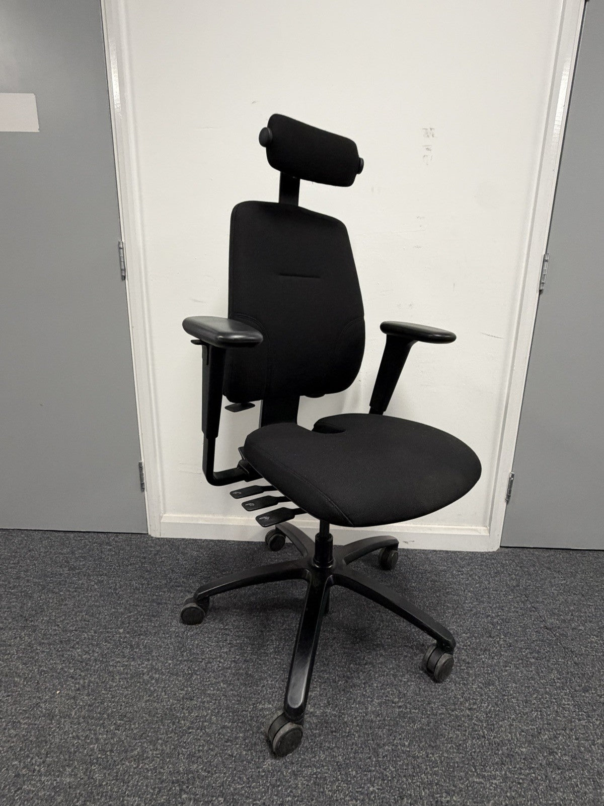 RH Logic 200 Ergonomic Office Chair with Coccyx – Premium Comfort | RRP £1000+