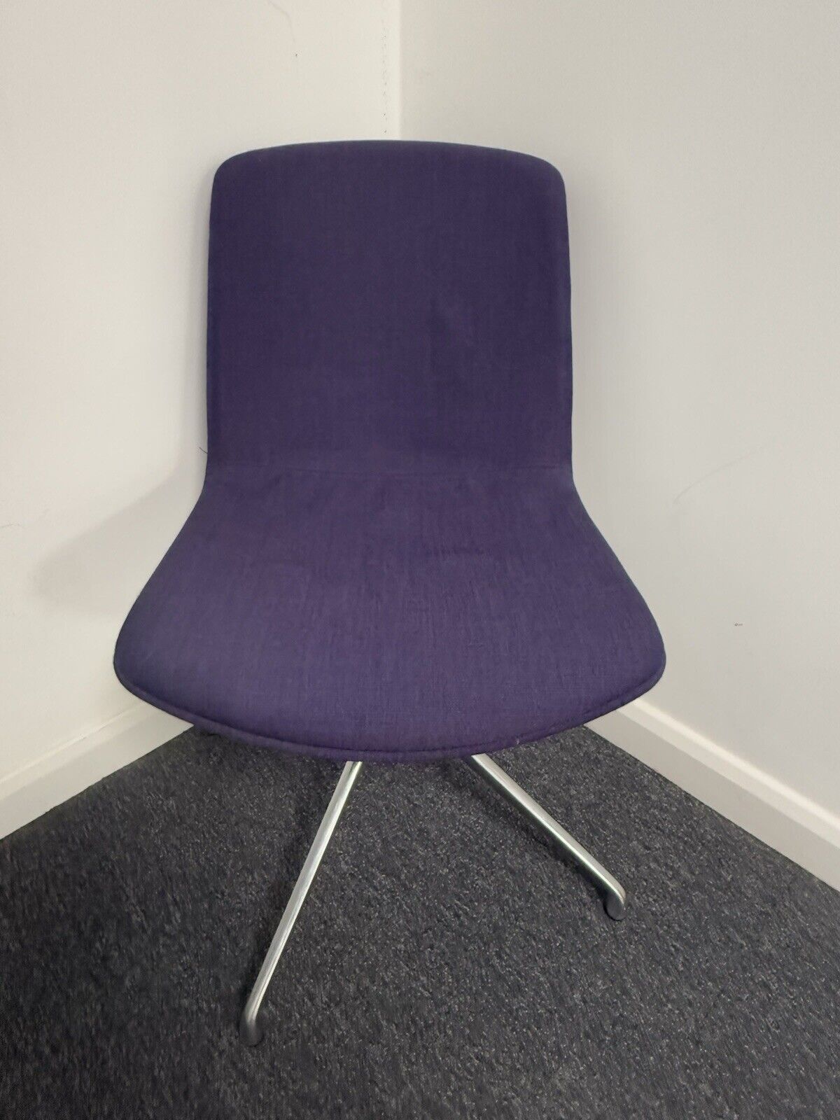 ORANGEBOX CUBB 04 Conference Chair in 8 Fabric Colours 