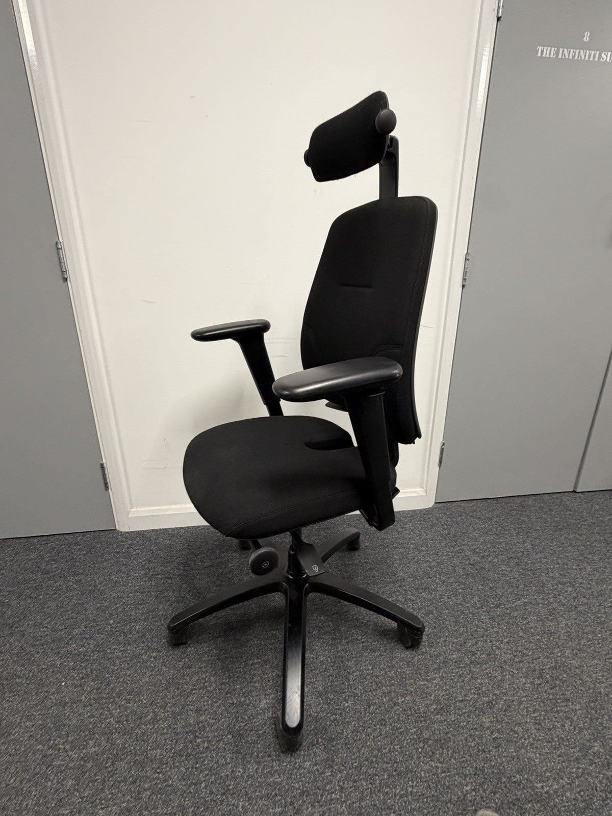 RH Logic 200 Ergonomic Office Chair with Coccyx – Premium Comfort | RRP £1000+