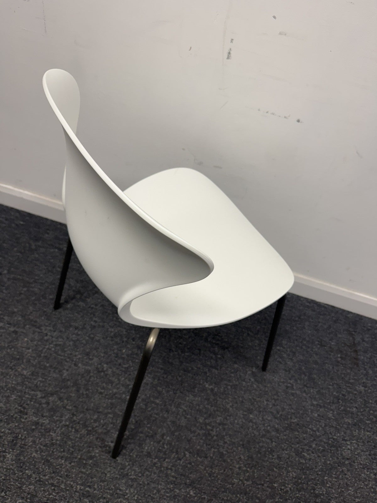 Frovi Ego Stacking Chairs – White Seat Shell – Modern Office / Conference