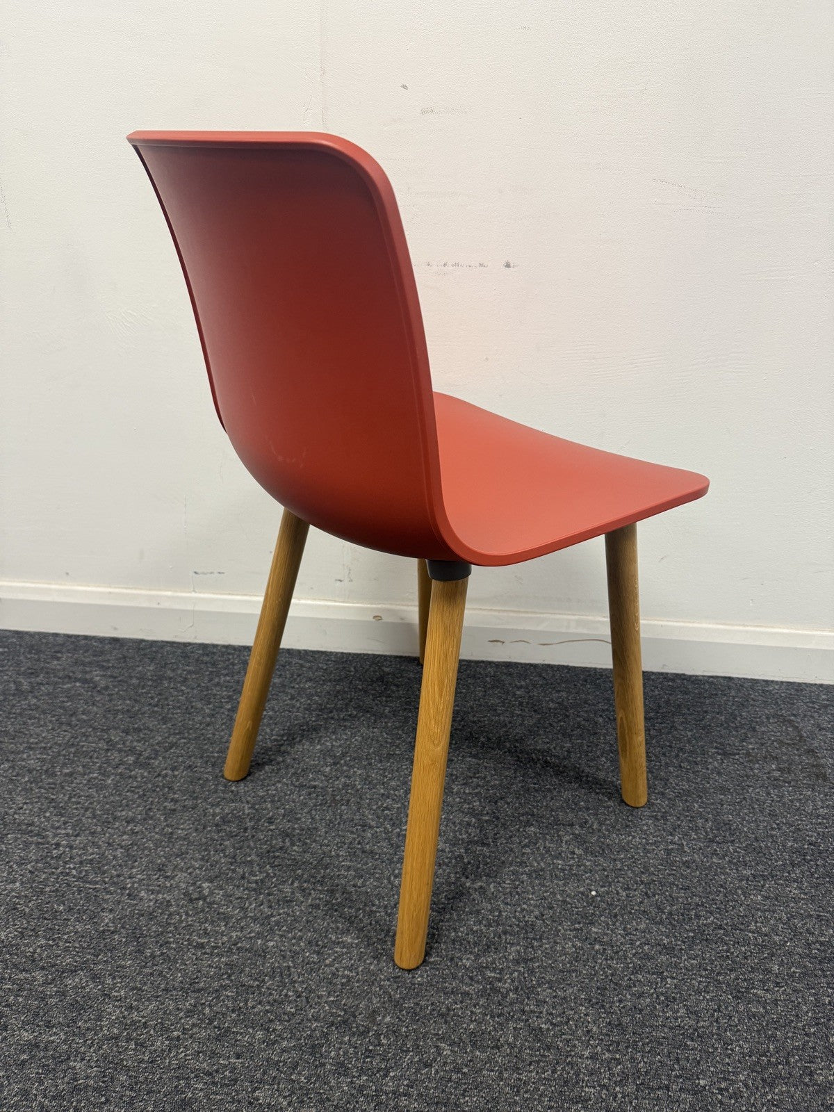 Vitra HAL RE In Brick Red 2019 Wood Dining Chair in excellent condition 