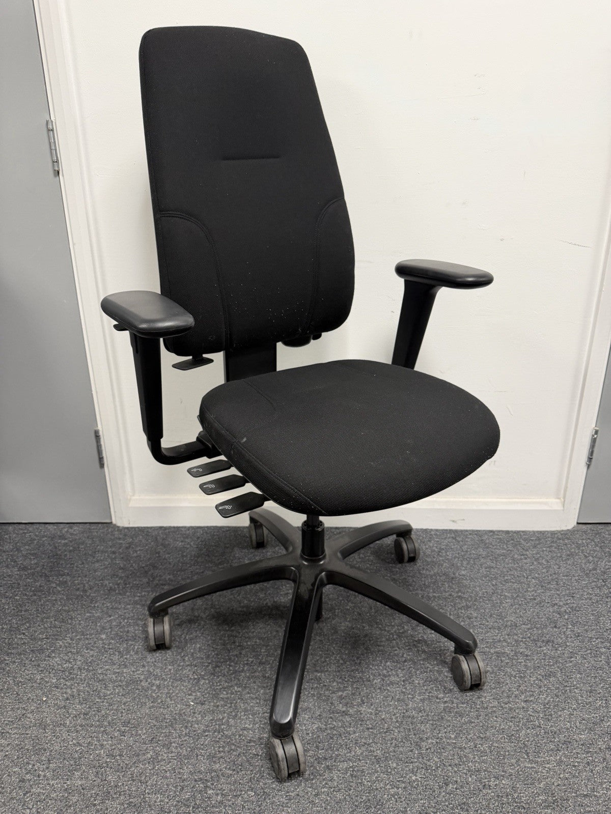 RH Logic 220 High Back Ergonomic Office Chair Fully Adjustable – Premium Quality