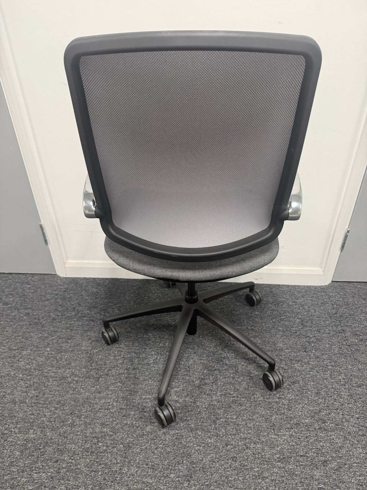 Boss Design Trinetic Dynamic Office Task Chair, Upholstered Seat Cancelled Order