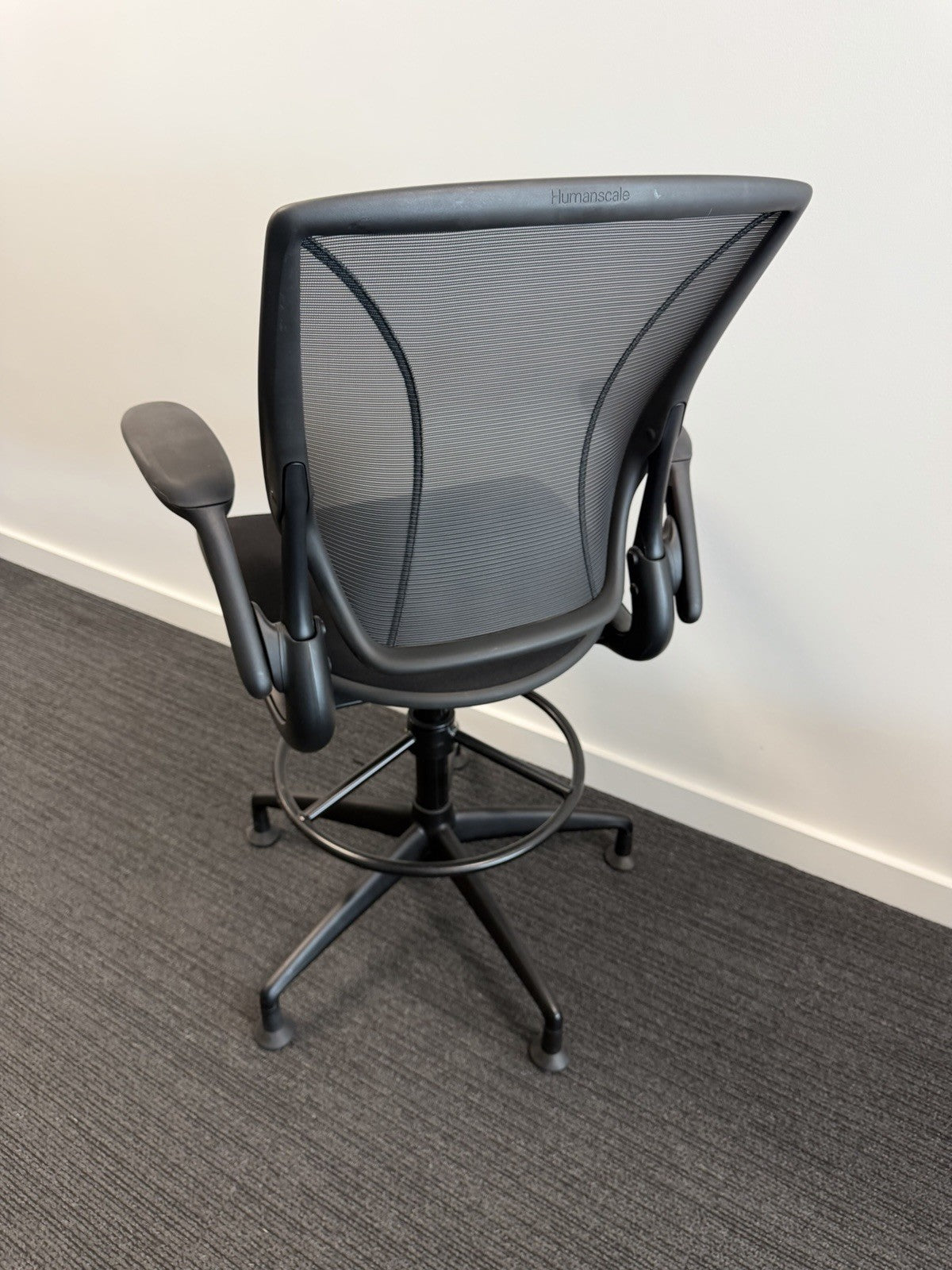 Humanscale Diffrient World Draughtsman Chair Ergonomic Office Stool Mesh Black
