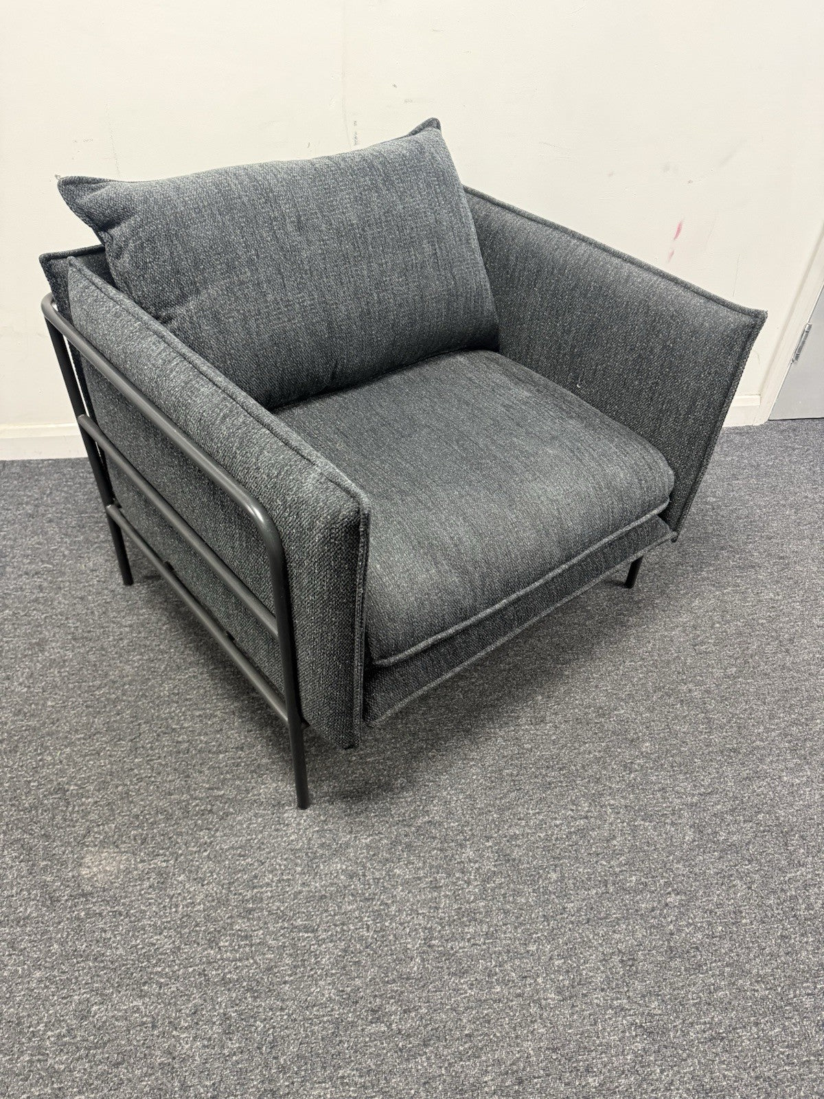 Bolia Pepe Armchair – Designer Scandinavian Lounge Chair – Dark Grey Fabric