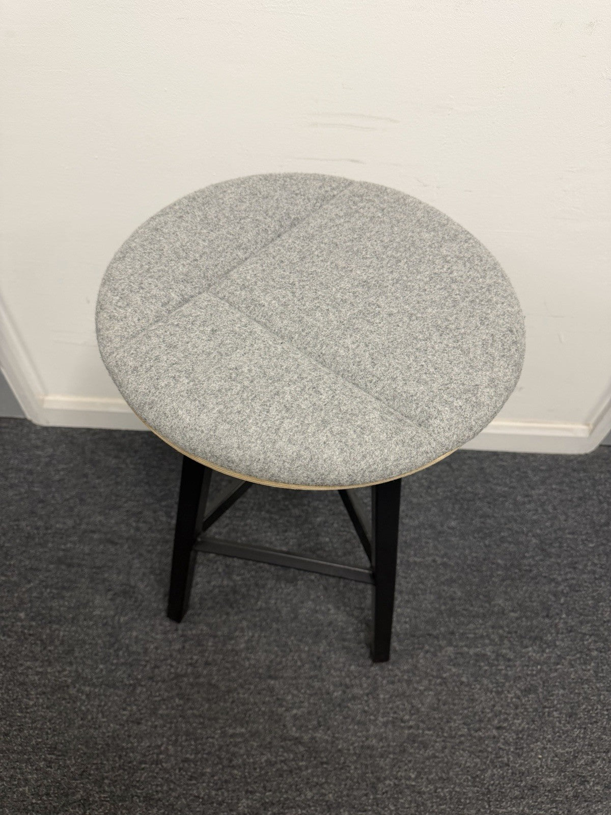 Frovi Relic High Stool Modern Designer Bar Stool Grey/Orange