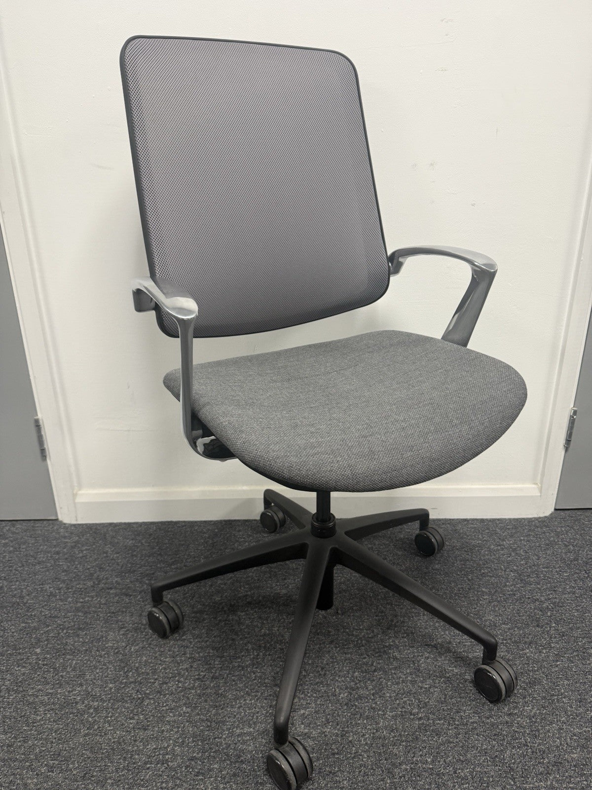 Boss Design Trinetic Dynamic Office Task Chair, Upholstered Seat Cancelled Order