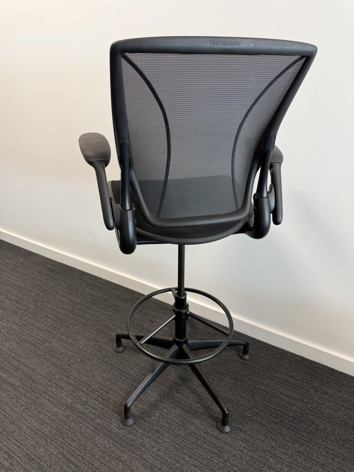 Humanscale Diffrient World Draughtsman Chair Ergonomic Office Stool Mesh Black
