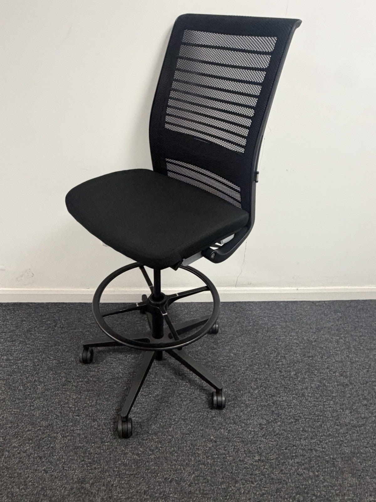 Steelcase Think V2 Draughtsman Chair Black Mesh Ergonomic Office Laboratory VGC
