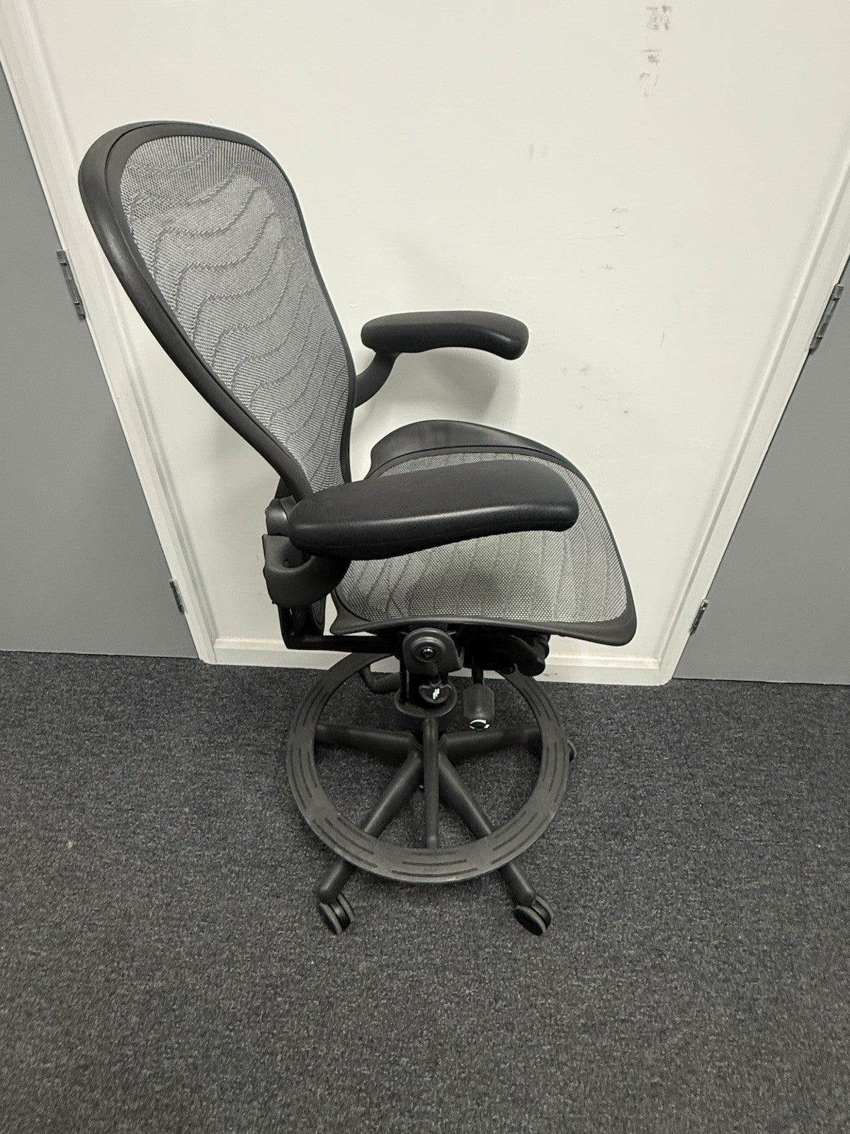 Herman Miller Aeron Work Stool – Adjustable, Ergonomic, Premium Office Chair