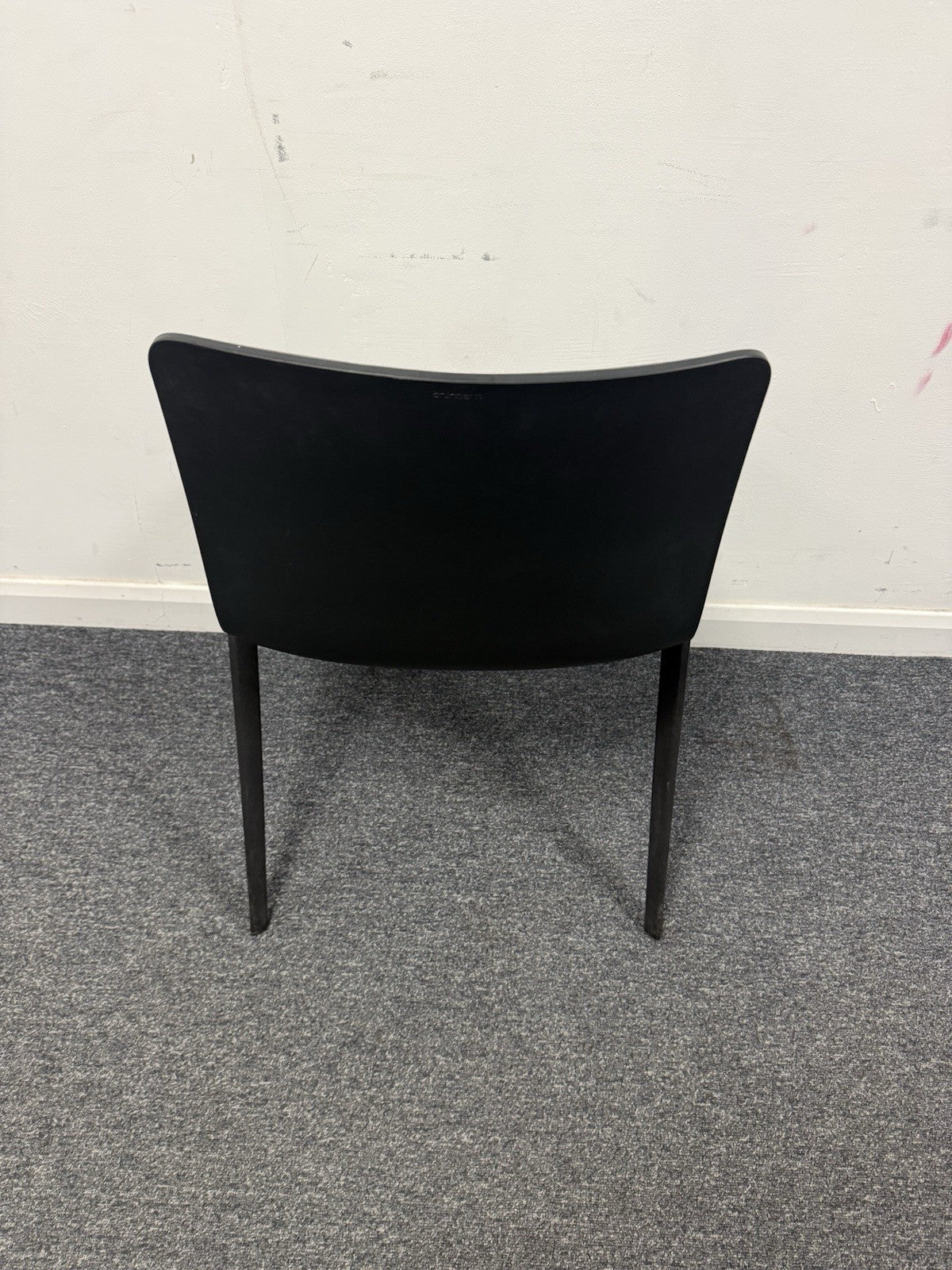 🪑 Brunner A-Chair – Modern Designer Chair – Grey Upholstered – Black Frame