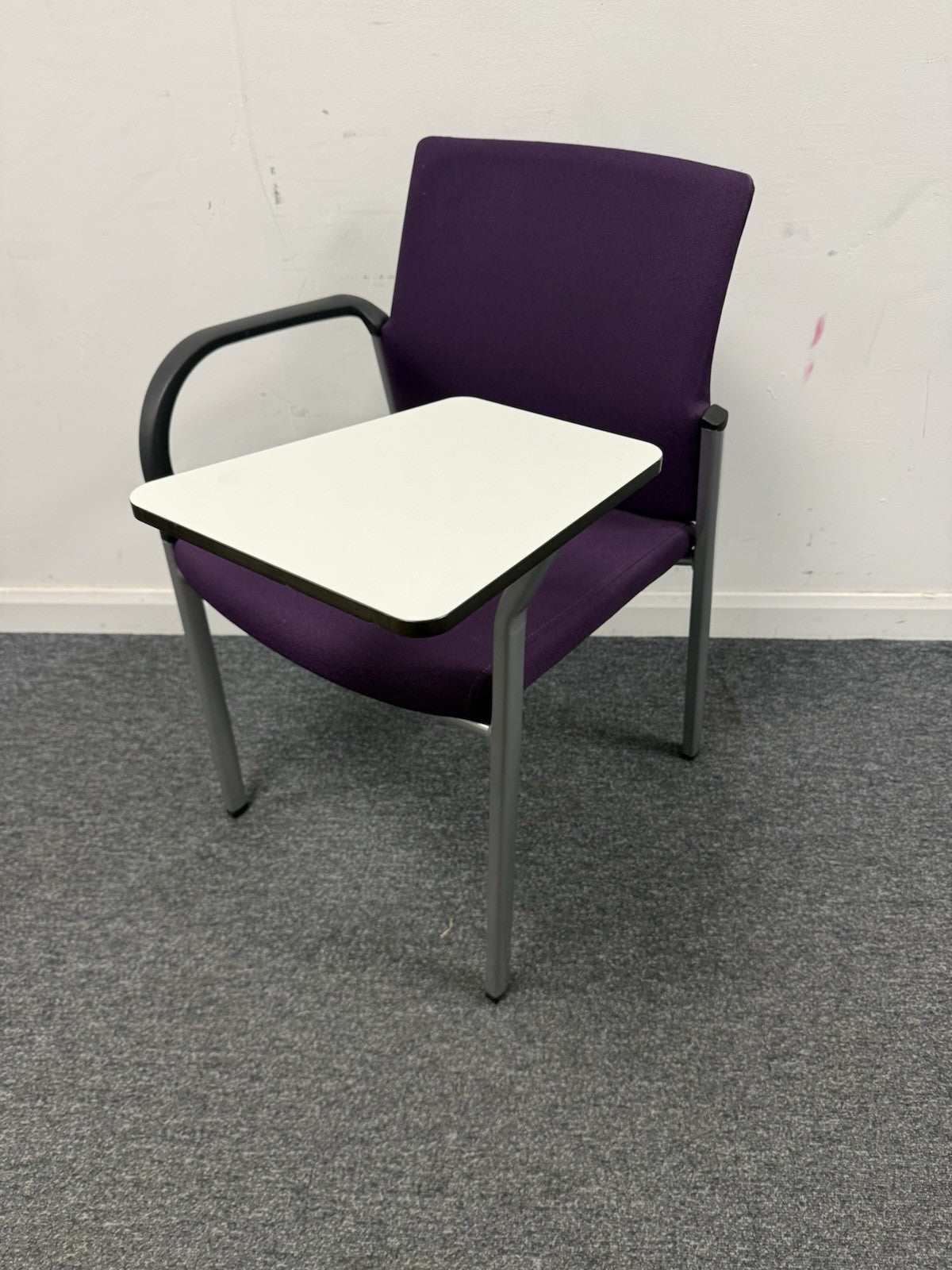 Connection Training Chair with Integrated Laptop Table – Compact & Versatile