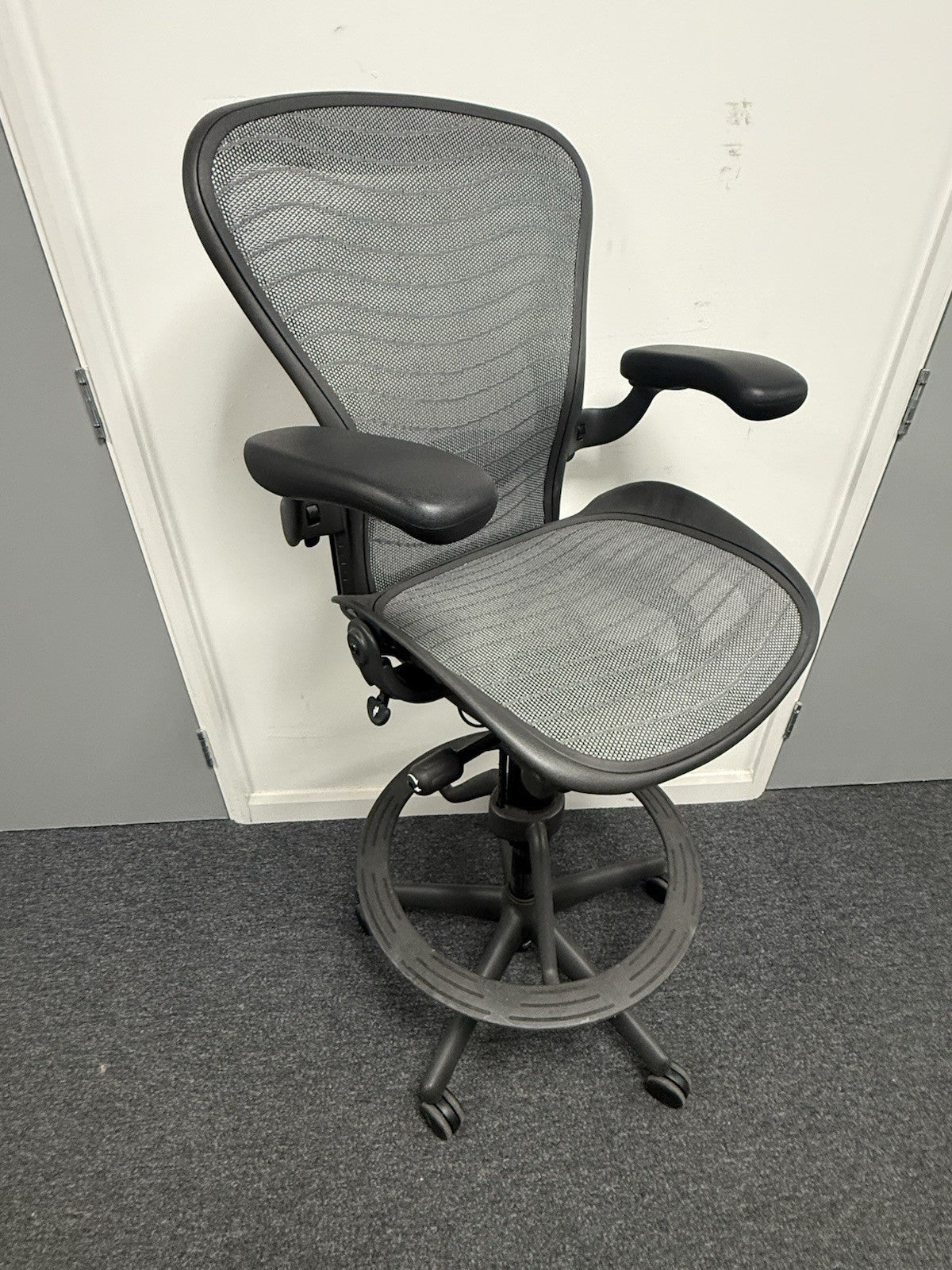 Herman Miller Aeron Work Stool – Adjustable, Ergonomic, Premium Office Chair