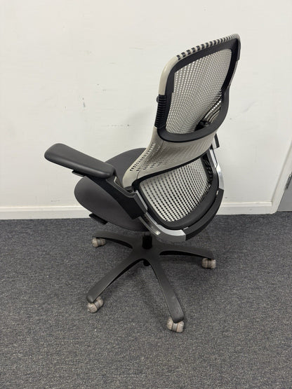 Knoll Generation Office Chair – Fully Adjustable Ergonomic Designer Chair