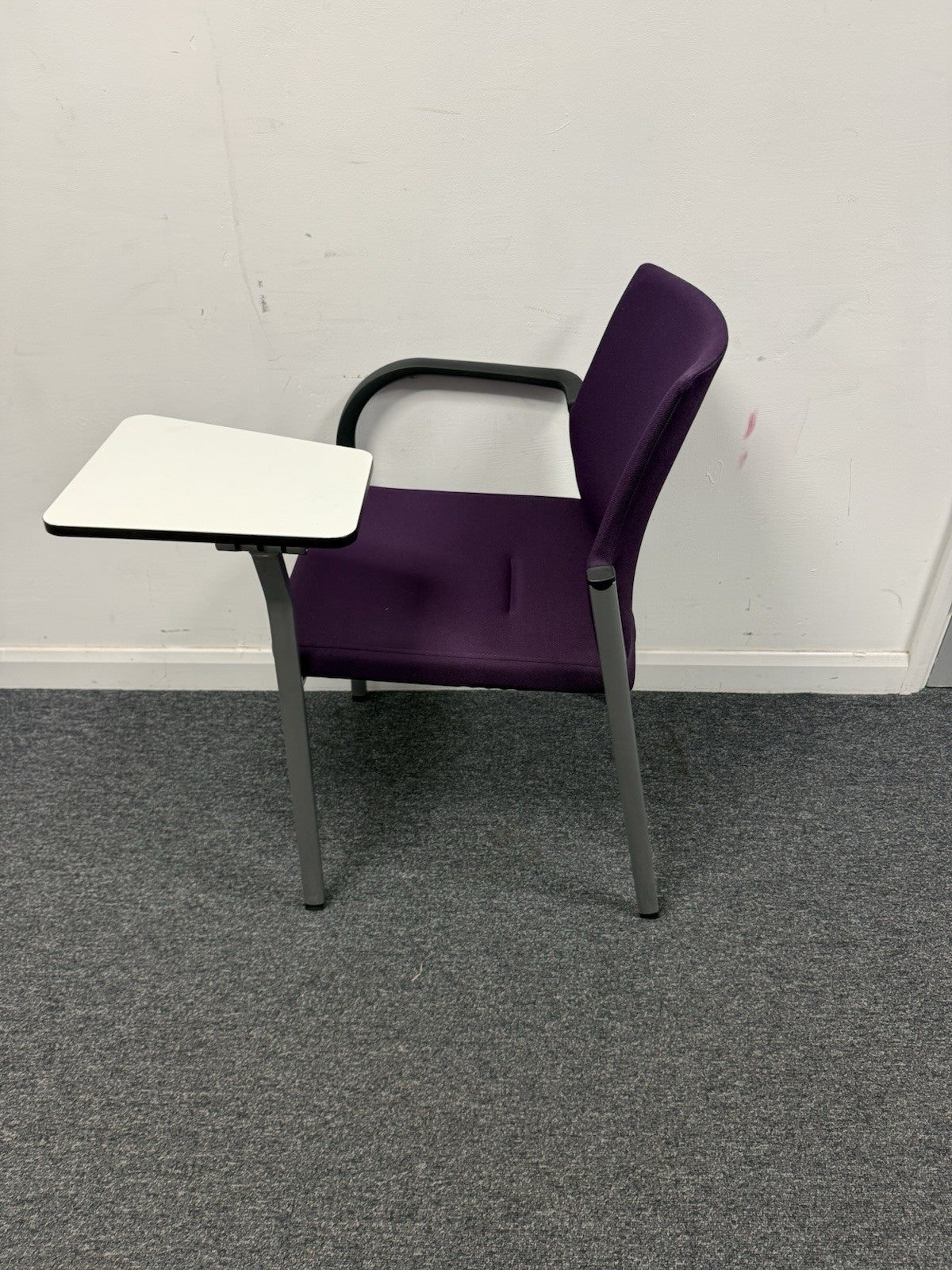 Connection Training Chair with Integrated Laptop Table – Compact & Versatile