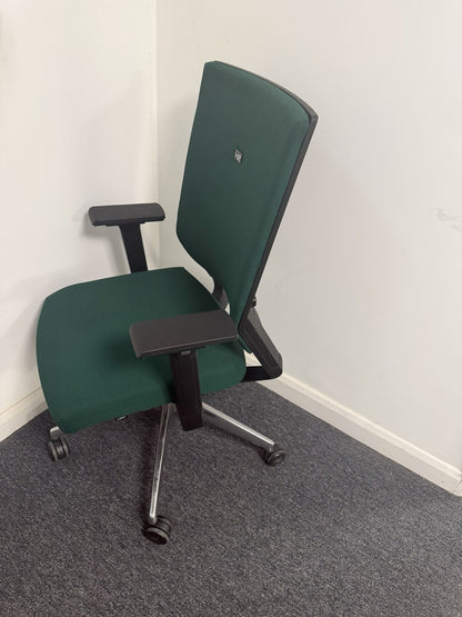 Elite i-Sit Green Ergonomic Office Task Chair | Adjustable Arms | Swivel