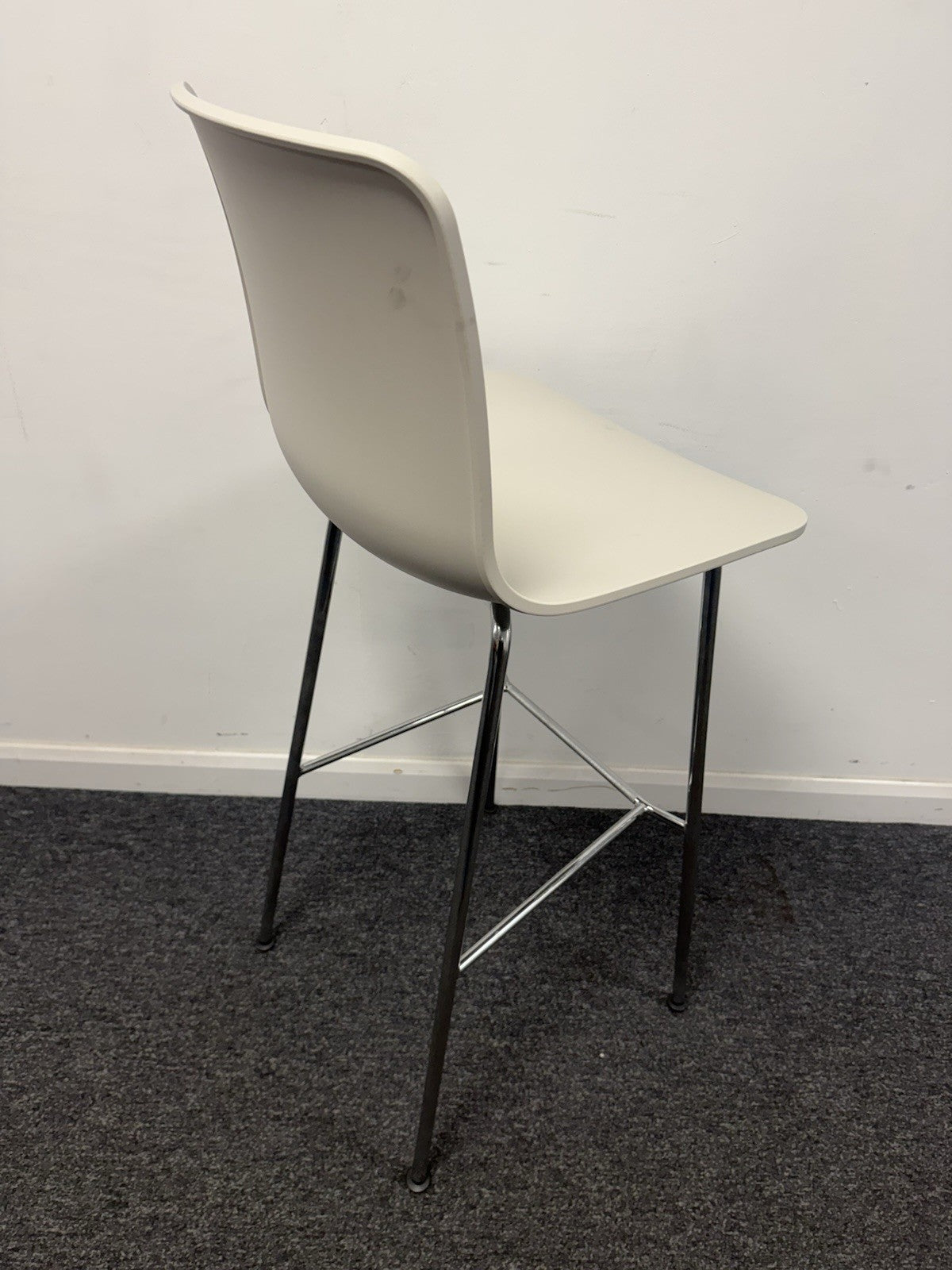 Vitra Hal Bar Stool In Warm Grey 2019 Excellent Condition Free Delivery