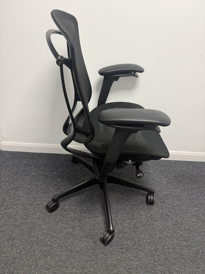 ⭐️ Okamura Contessa Ergonomic Office Chair – Black Mesh – Excellent Condition ⭐️