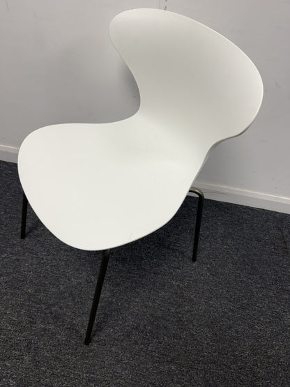 Frovi Ego Stacking Chairs – White Seat Shell – Modern Office / Conference