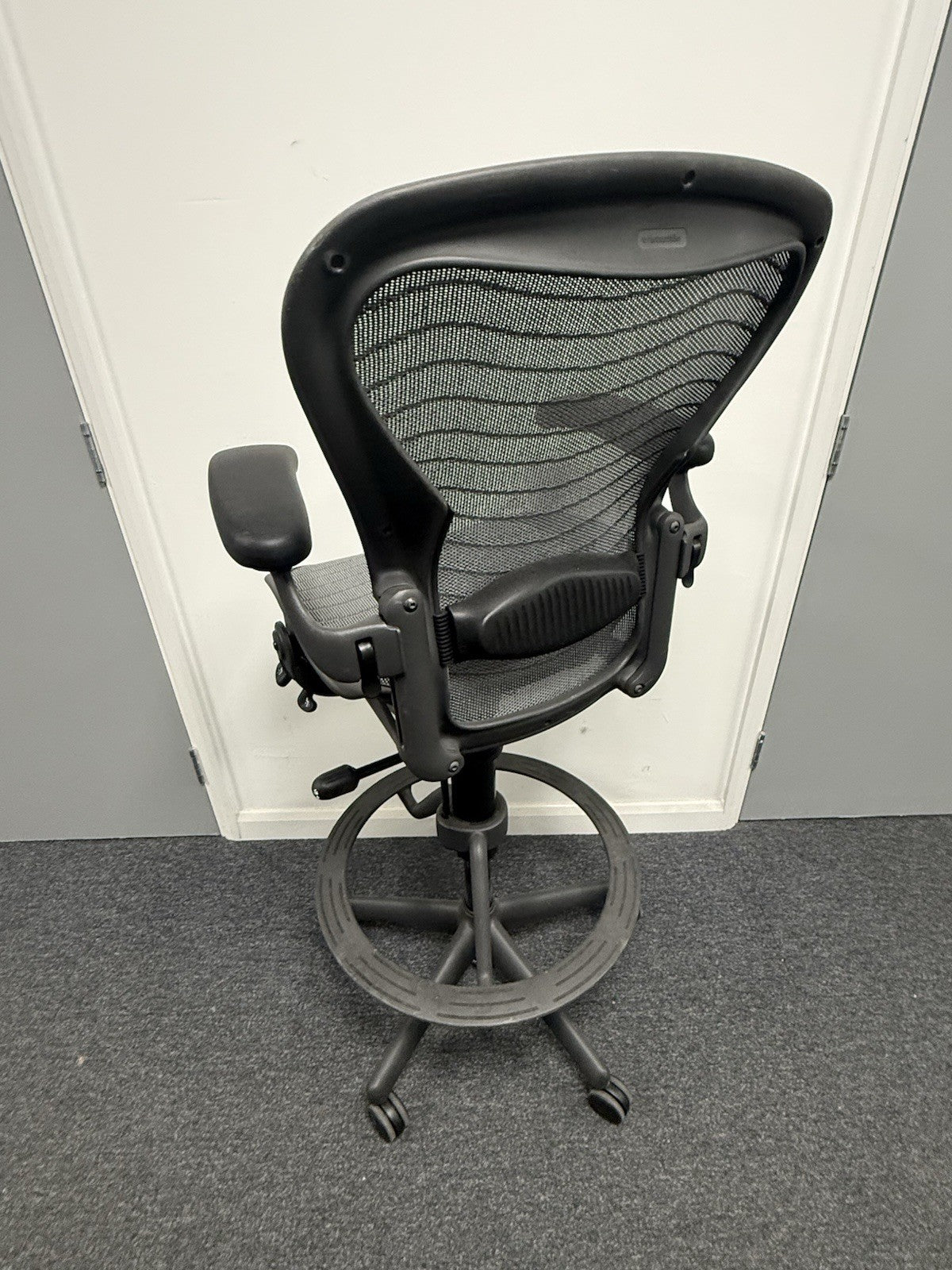 Herman Miller Aeron Work Stool – Adjustable, Ergonomic, Premium Office Chair