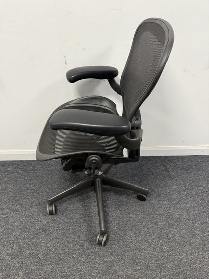 Herman Miller Aeron Size A In Graphite