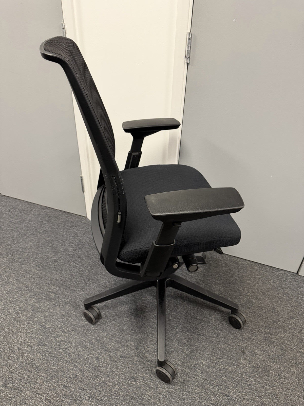 Steelcase Think V2 Operator Chair, Adjustable Lumbar Support, Black Mesh / Fa...