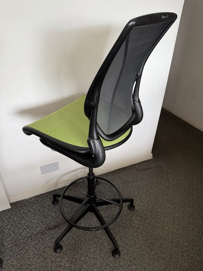 Humanscale Diffrient World Drafting Chair Mesh Back Green Seat Adjustable