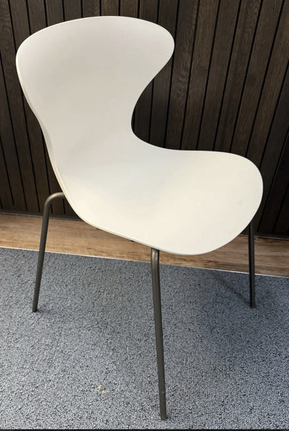 Frovi Ego Stacking Chairs – White Seat Shell – Modern Office / Conference