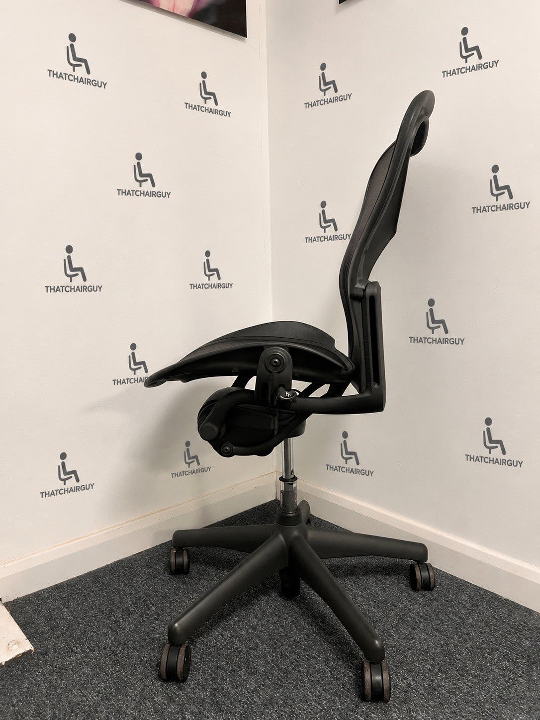 Herman Miller Aeron Classic Size B – Rear Tilt Model – Armless